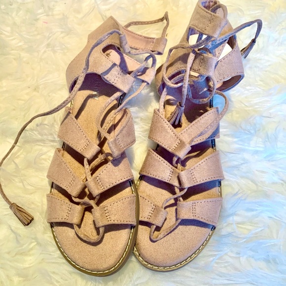 BOGO 💚. Gladiator Sandals - Old Navy - Picture 4 of 5